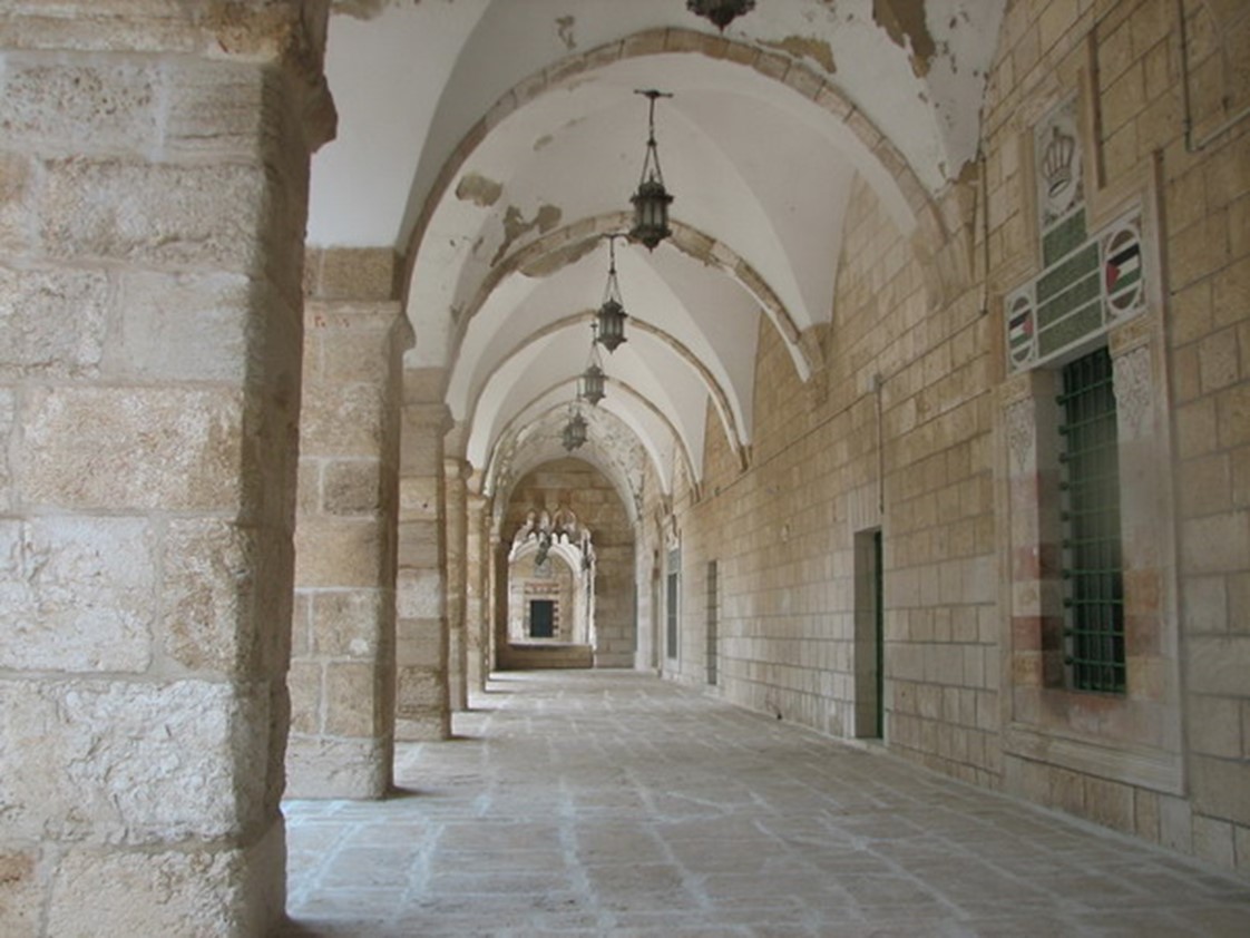 الرواق الغربي