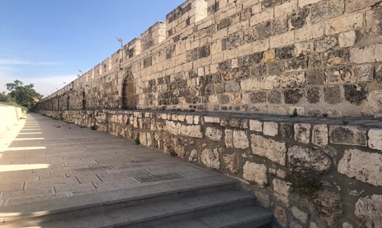 الرواق الشرقي