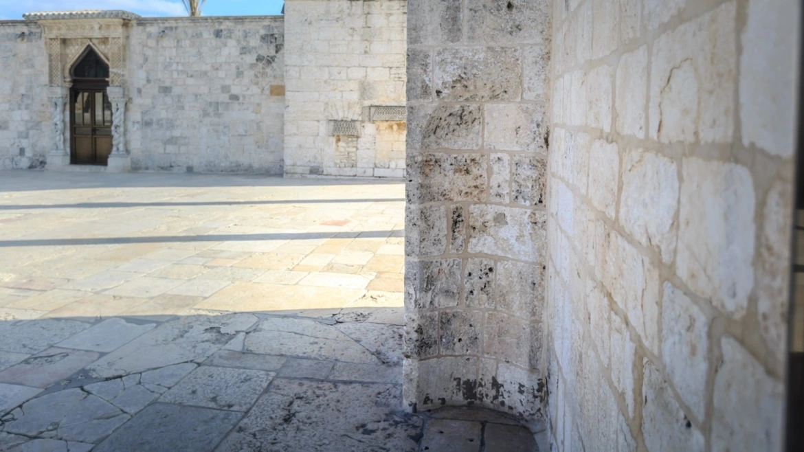 محراب البائكة الغربية الجنوبية